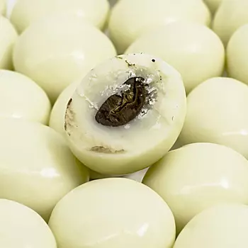 Кофейные зерна в белом шоколаде