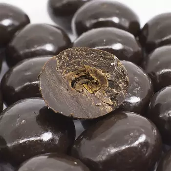Кофейные зерна в темной шоколадной глазури