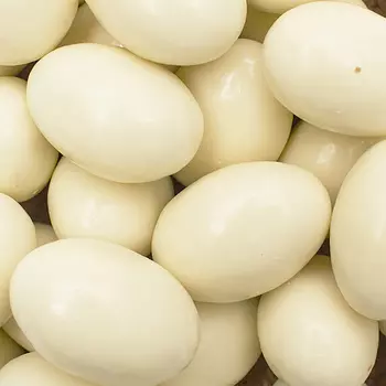 Миндаль в белой шоколадной глазури