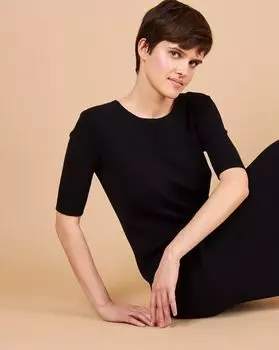 Платье с коротким рукавом в рубчик M