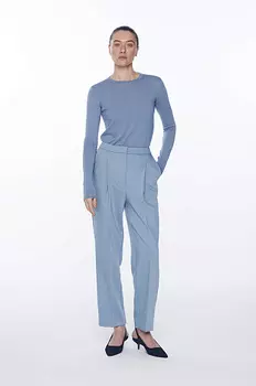 Брюки с защипами