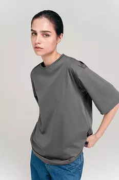 Футболка свободного кроя
