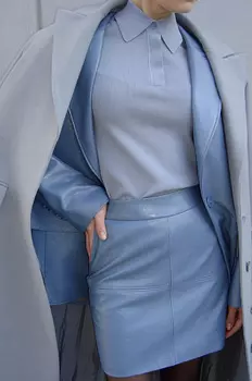 Юбка-мини из лакированной кожи