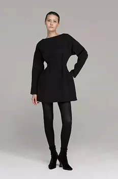 Платье силуэта песочные часы