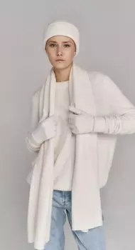 Шапка из шерсти и кашемира