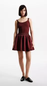 Топ на тонкиx бретелях