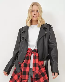 Куртка укороченная из эко-кожи черного цвета