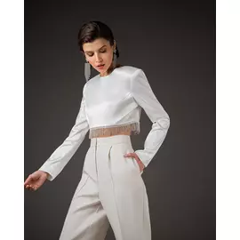 Топ с бахромой из атласа молочного цвета