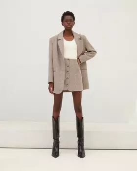 Удлиненный жакет мужского кроя в елочку