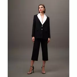 Жакет из твида с белыми лацканами