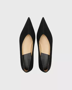 Балетки с острым мысом черного цвета