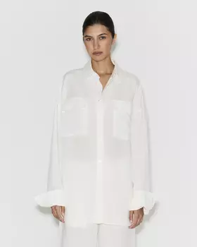 Блузка молочного цвета