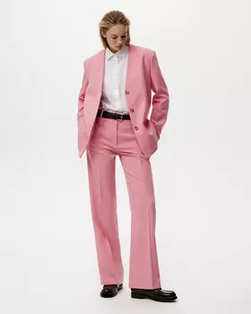 Брюки прямые розового цвета