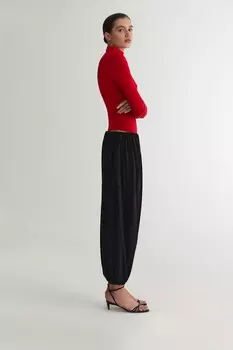 Брюки-шаровары черного цвета