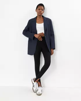 Брюки со штрипками черного цвета