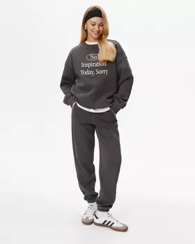 Брюки спортивные с начесом графитового цвета