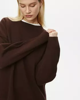 Джемпер базовый шоколадного цвета