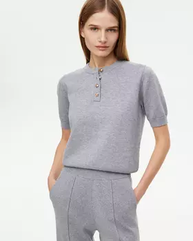 Джемпер с короткими рукавами серого цвета