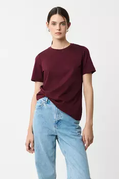 Футболка базовая из мягкого хлопка винного цвета