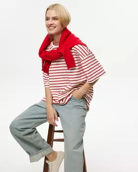 Футболка оверсайз в полоску красного цвета