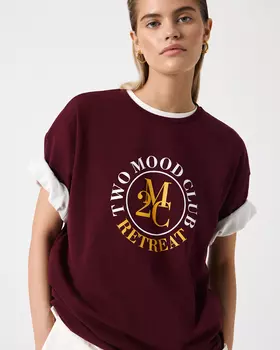 Футболка оверсайз винного цвета с принтом 2MC Retreat