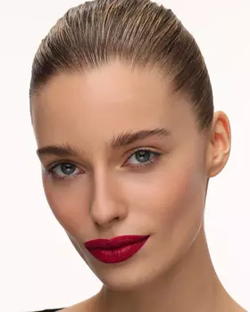 Карандаш для губ стойкий DRESS CODE 01 red carpet