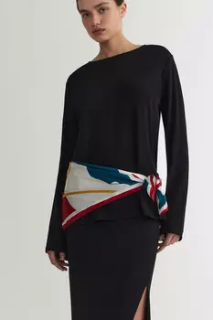 Лонгслив из креповой вискозы черного цвета