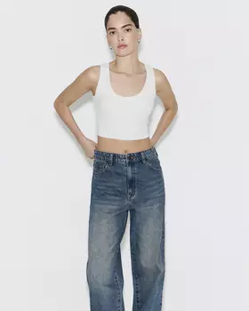 Майка укороченная светло-серого цвета