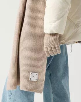 Перчатки из шерсти мериноса бежевого цвета