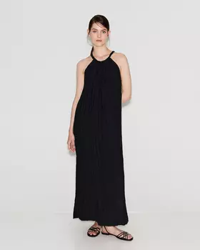Платье макси из жатой ткани черного цвета