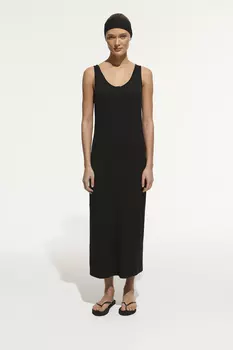 Платье миди из тонкого трикотажа черного цвета