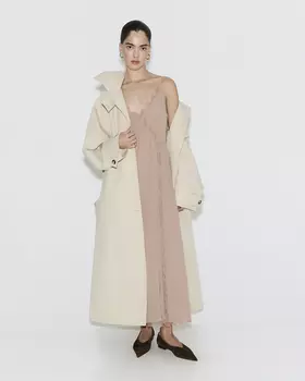 Платье миди на запах с кружевом кремового цвета