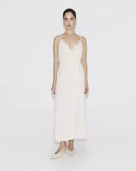 Платье миди на запах с кружевом белого цвета