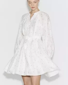 Платье с длинным рукавом молочного цвета