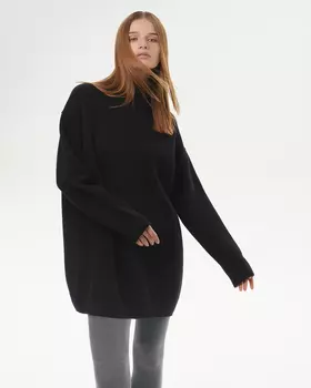 Платье-свитер мини черного цвета