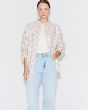 Рубашка в клетку молочного цвета