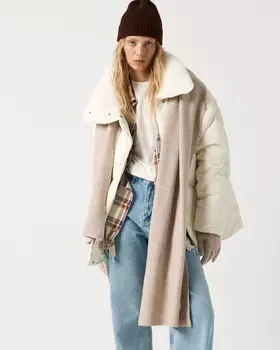 Шарф из шерсти мериноса бежевого цвета