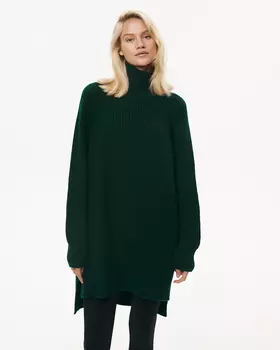 Свитер с высоким горлом бутылочно-зеленого цвета