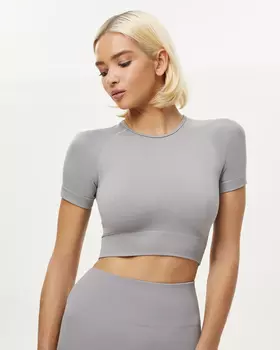 Топ с коротким рукавом серого цвета