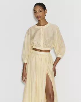 Топ желтого цвета