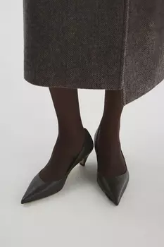 Туфли с V-образным вырезом темно-зеленого цвета