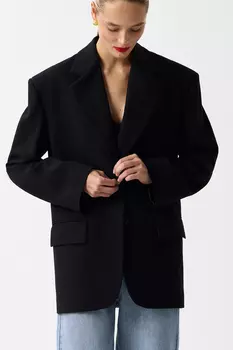 Жакет оверсайз черного цвета