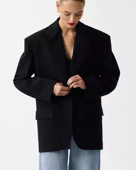 Жакет оверсайз черного цвета