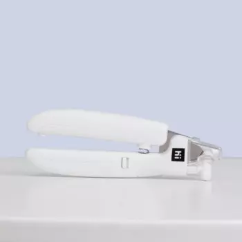 HiPet Когтерез с Led-фонариком для кошек и собак, белый