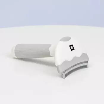 HiPet Расческа-триммер для кошек и собак, 15х9,07х6,5 см, серо-белый