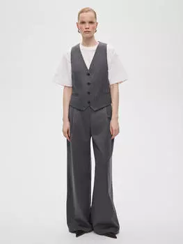 Брюки женские широкие с защипами, цвет – черный