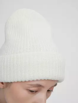 Шапка-бини, молочный