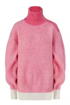 Розовый свитер