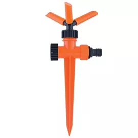 Дождеватель 3-х рукавный на пластиковой пике 90901