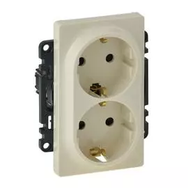 Legrand Valena LIFE DIY Сл.кость Розетка 2-ая с/з с защитными шторками, безвинт.зажим